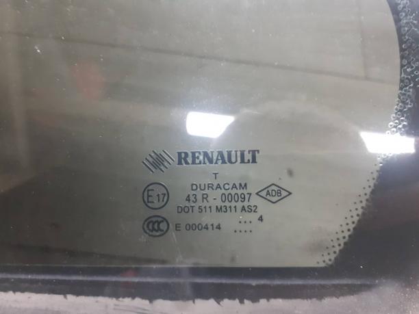 Форточка задней левой двери Renault Fluence 822210011R