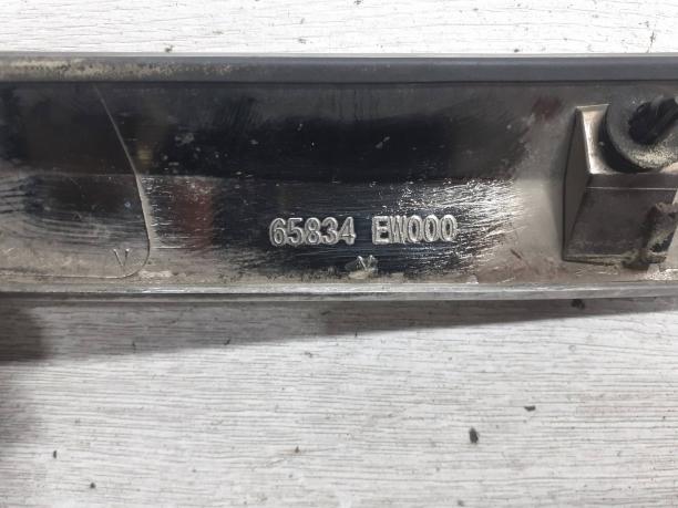 Молдинг капота Nissan Almera G15 65834EW000