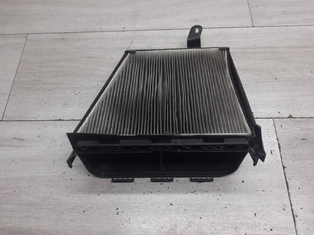 Корпус салонного фильтра Mercedes W211 E A2118172520