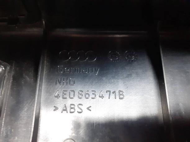 Обшивка багажника Audi A8 D3 4E0863471B