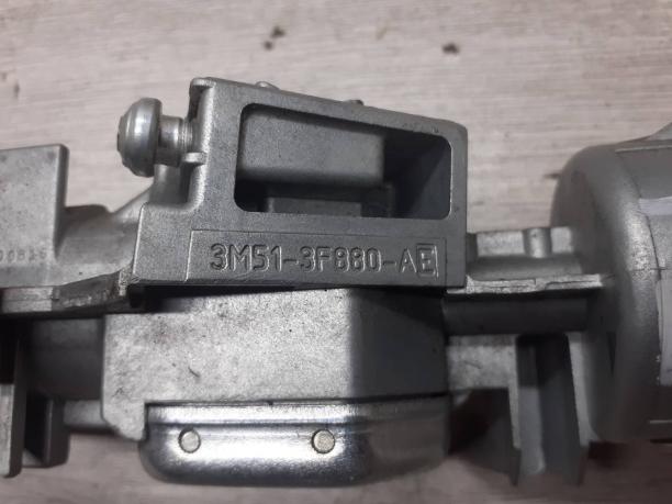 Замок зажигания МКПП Ford Focus 2 3M513F880AE