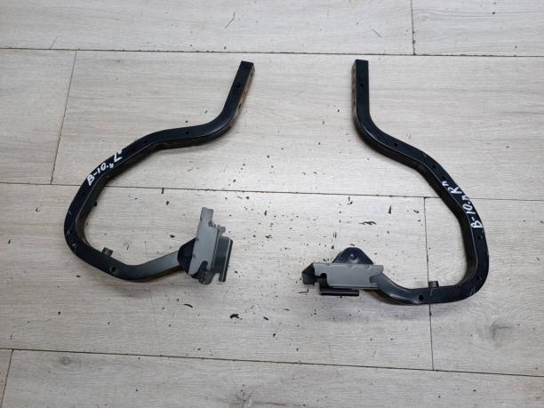 Петля багажника Nissan Almera Classic B10 8440095F0A