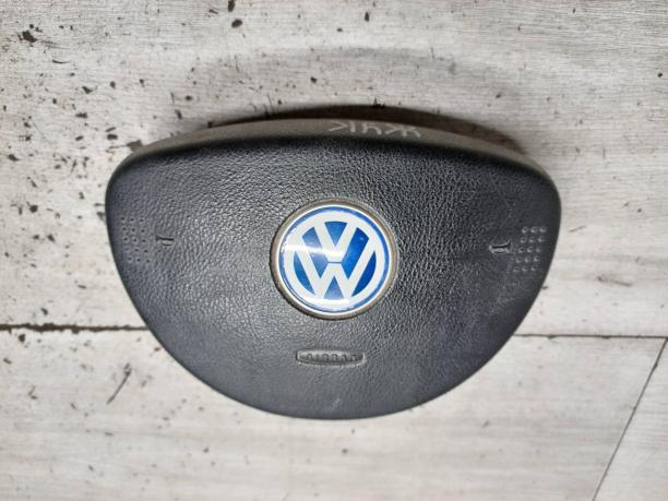 Подушка безопасности в руль Volkswagen Beetle 1C0880201M4EC