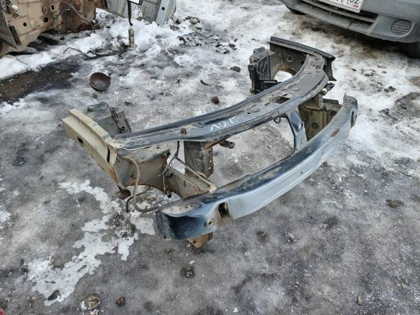 Панель передняя Renault Logan 