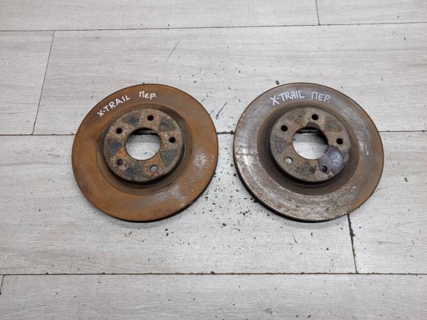 Диски тормозные передние Nissan 40014JG000