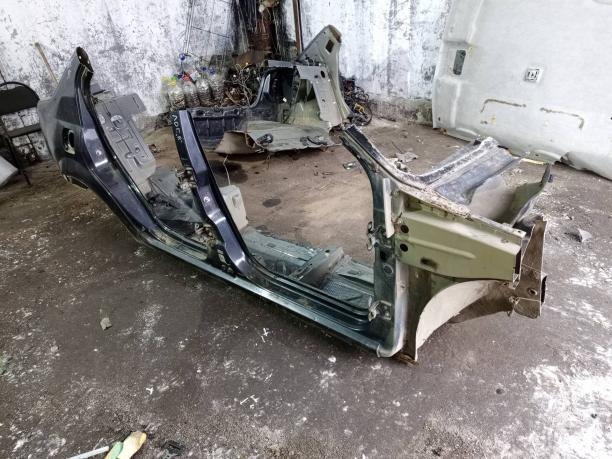 Кузов по частям Renault Logan 