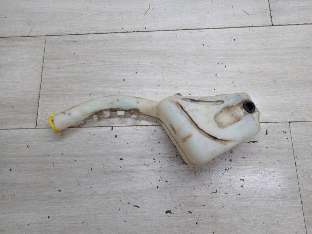 Бачок омывателя Ford Fiesta 5 / Fusion 2S6117618AH