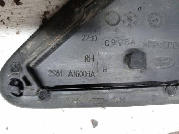 Накладка крыла переднего правая Ford Fiesta 5 