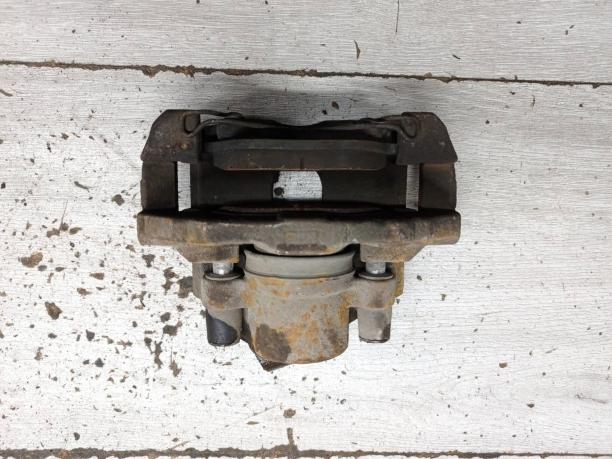 Суппорт передний правый Ford 1478474