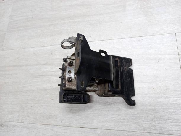 Блок ABS (насос) Suzuki Grand Vitara 2 56110-64JC2