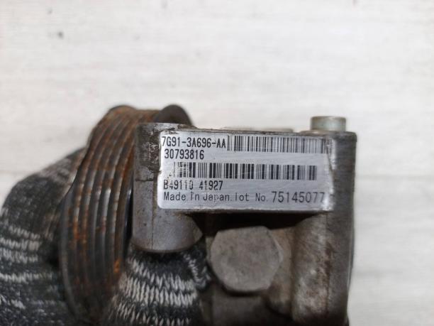 Насос гидроусилителя Ford 7G913A696AA