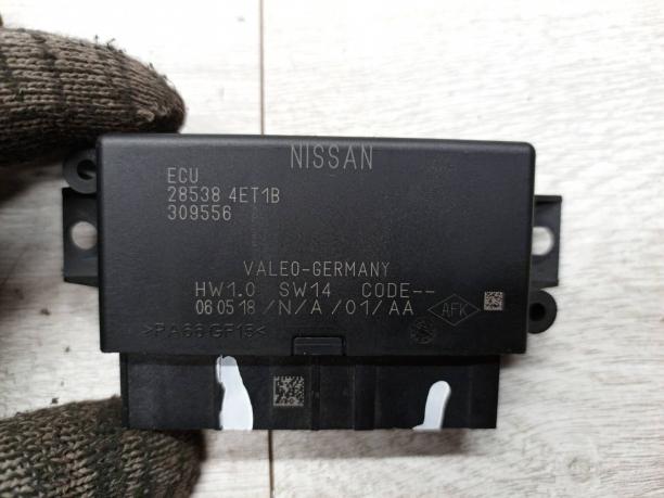 Блок управления парктрониками Nissan Qashqai J11 28538-4ET1B