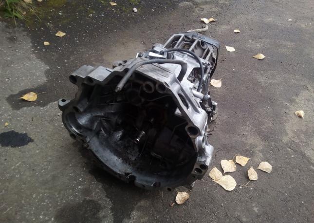 КПП (механика) Audi 80 B3/B4 012301103H