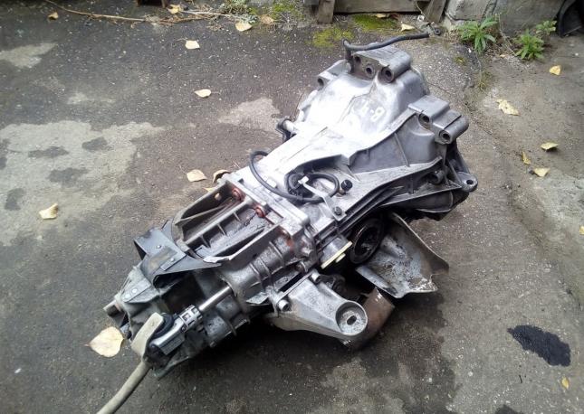 КПП (механика) Audi 80 B3/B4 012301103H