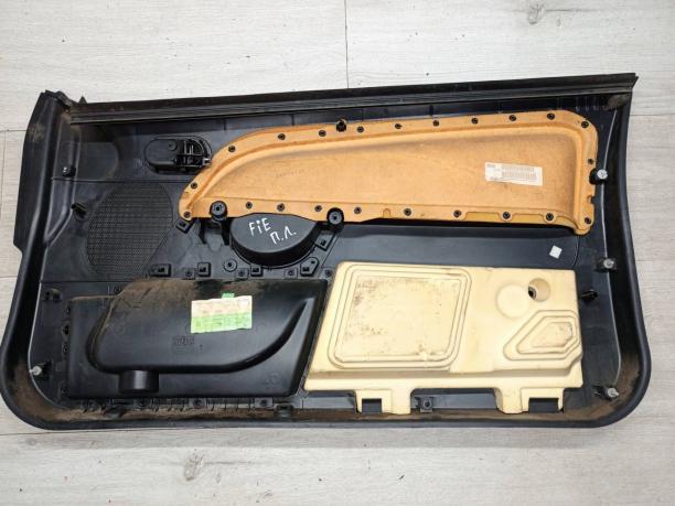 Обшивка двери Ford Fiesta 5 (3 двери) 