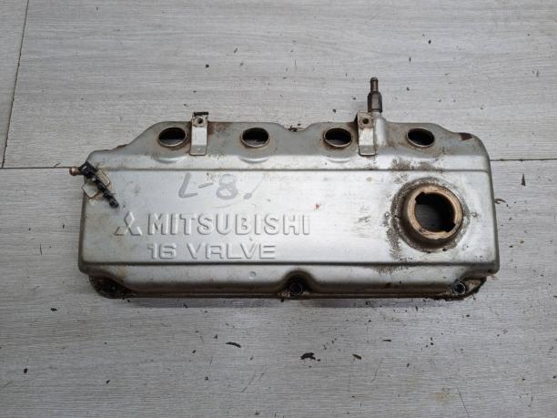 Клапанная крышка Mitsubishi 1.6 4G92 MD180098