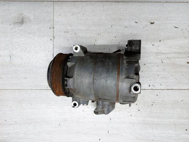 Компрессор кондиционера Infiniti 92600-1CB0B