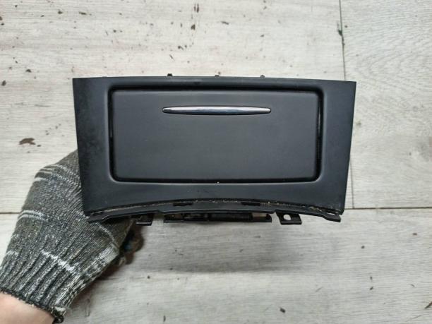 Пепельница передняя Infiniti QX70/FX S51 96924-1BA1A