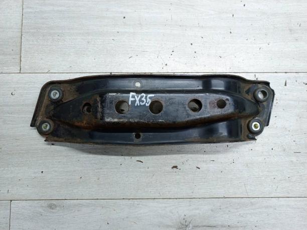 Кронштейн двигателя правый Infiniti 11310-1CB0A