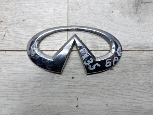 Эмблема багажника Infiniti QX70/FX S51 908911CJ0A