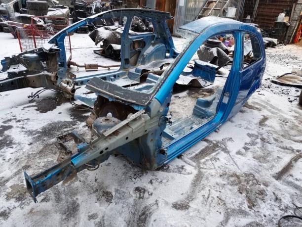 Кузов левая часть Ford Fiesta 5 