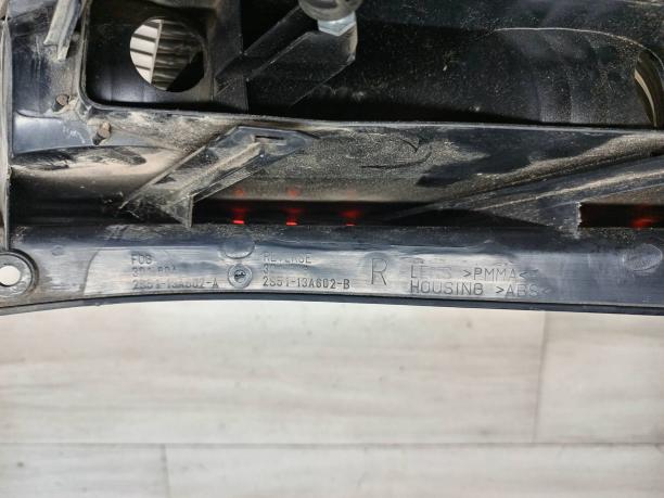 Фонарь задний правый Ford Fiesta 5 2S5113A602BA