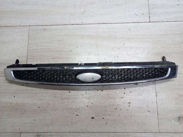 Решетка радиатора Ford Fiesta 5 2S618200BGW