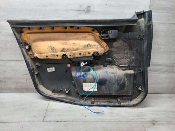 Обшивка двери передней правой Ford Fusion 1564238