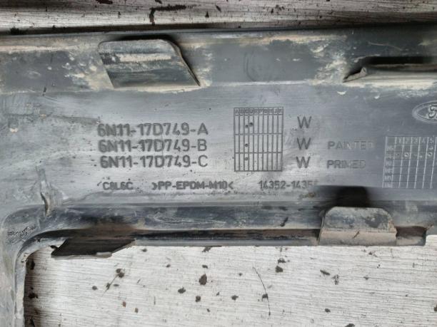 Накладка переднего бампера правая Ford Fusion 6N1117D749ACW