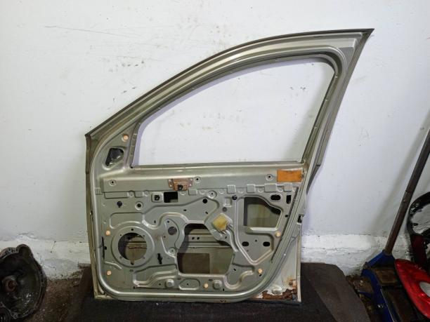 Дверь передняя правая Renault Duster КОРОЗИЯ 801006719R