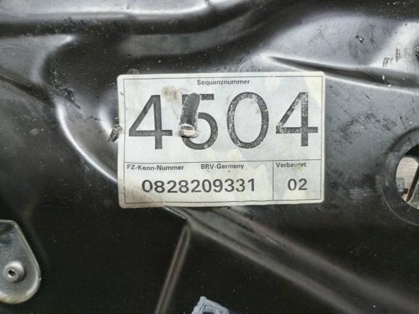 Стеклоподъемник передний правый Passat B6 3C1837462H