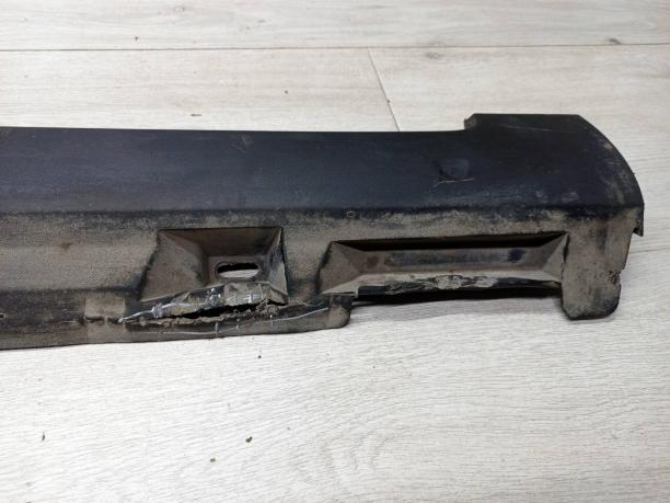 Накладка порога правая VW Passat B6 седан 3C0853855B