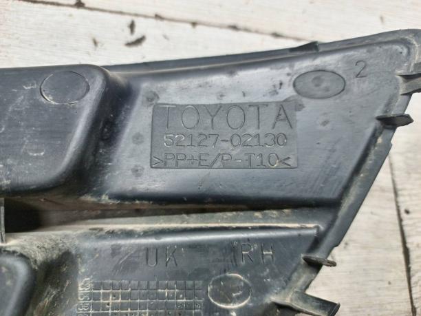 Решетка бампера правая Toyota Corolla E12 52127-02130