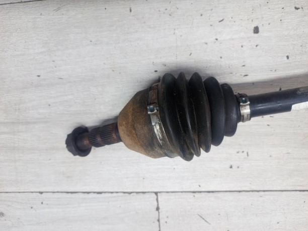 Полуось передняя правая Opel Astra H 24462246