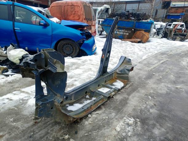 Порог правый Nissan Note E11 