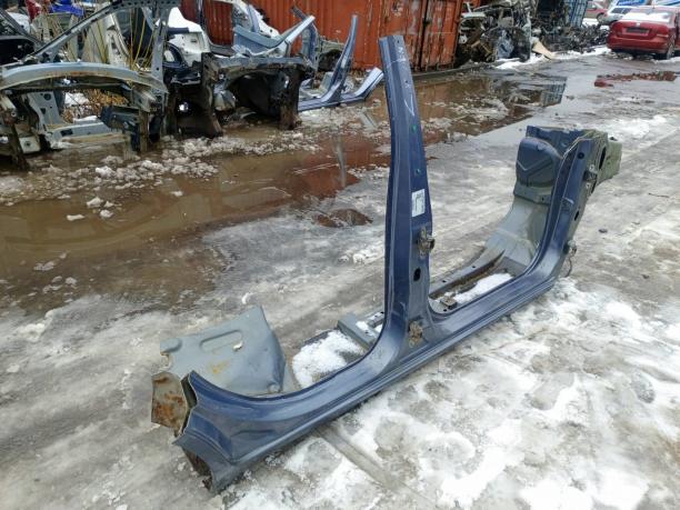 Порог правый Nissan Note E11 