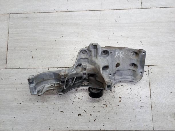 Кронштейн генератора Lada XRAY / Largus 211291041132