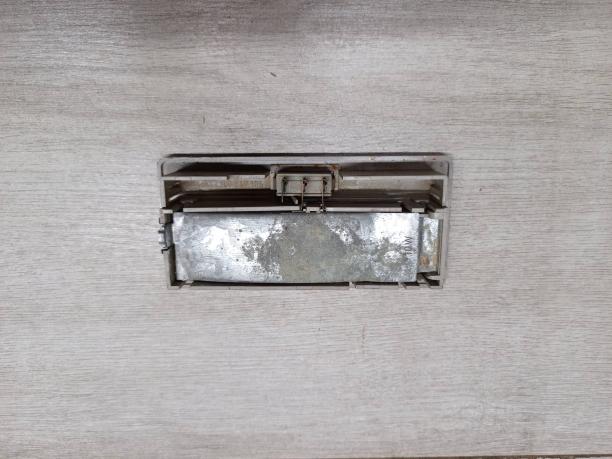 Плафон салонный VAG 1L0947105