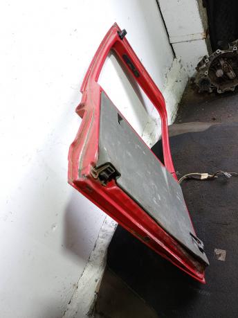 Дверь багажника левая Volkswagen Caddy 6K9827145A