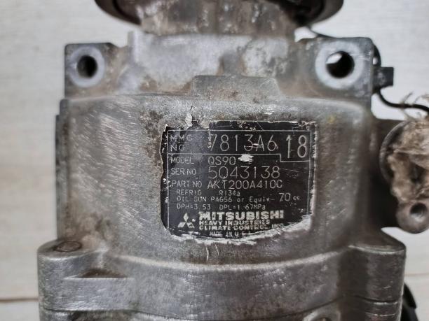 Компрессор кондиционера Mitsubishi 7813A618