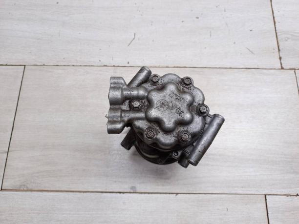 Компрессор кондиционера Renault 8200315744