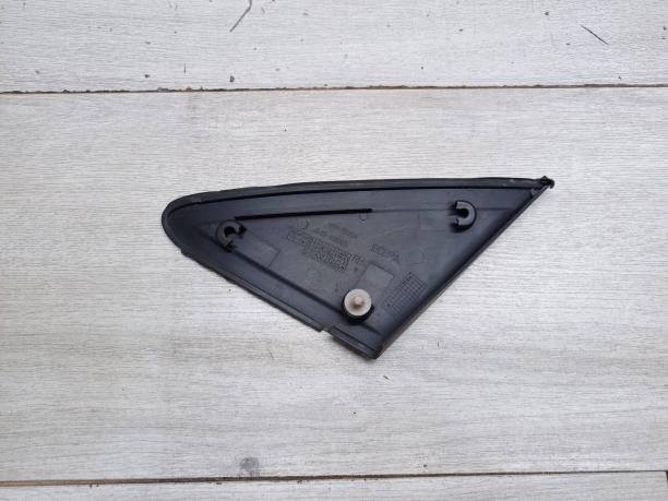 Накладка зеркала правого Ford Focus 2 4M51A16003AE