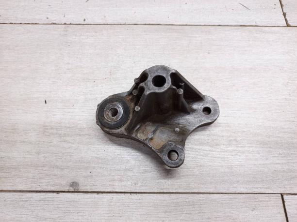 Кронштейн опоры КПП Ford Focus 2 / C-Max 4M516P093FA