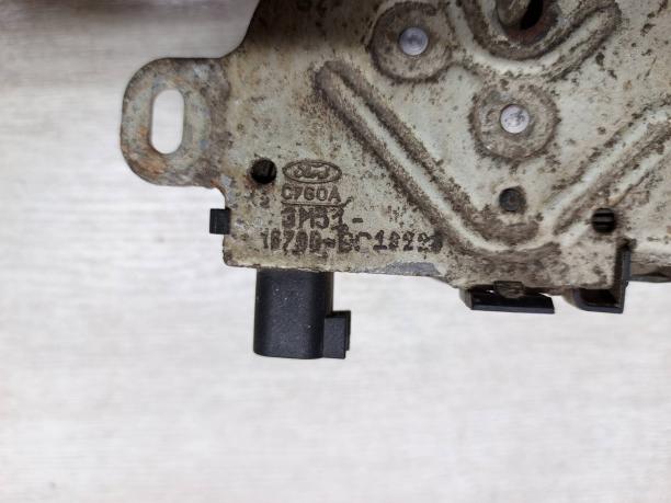 Замок капота Ford 3M5116700BC