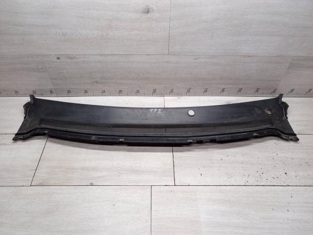 Водосток лобового стекла (жабо) Ford Focus 2 4M51A02216AG