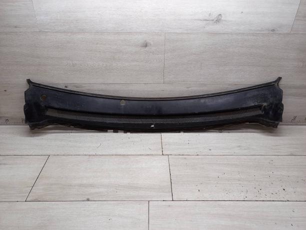 Водосток лобового стекла (жабо) Ford Focus 2 4M51A02216AG