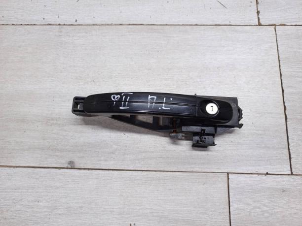 Ручка двери передней левой Ford Focus 2 1305822
