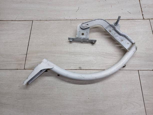 Петля багажника Ford Focus 3 