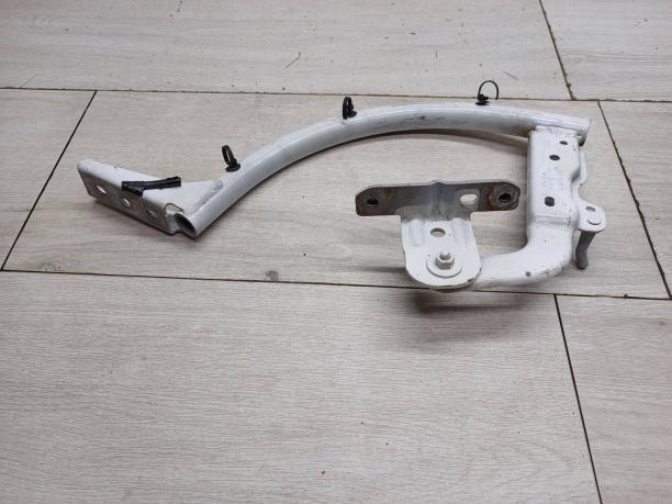 Петля багажника Ford Focus 3 