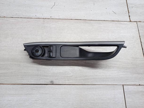 Блок управления стеклами Ford Focus 3 AM5T14A132EA